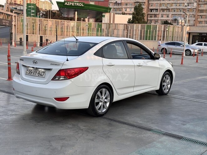 Hyundai Accent 2012, 288,791 km - 1.6 l - Bakı
