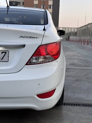 Hyundai Accent 2012, 288,791 km - 1.6 l - Bakı