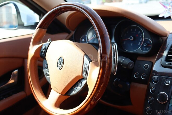 Maserati Quattroporte 2010, 125,170 km - 4.7 l - Xırdalan