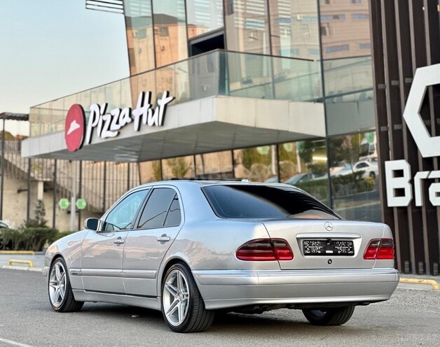 Mercedes E 320 2000, 400,000 km - 3.2 l - Bakı