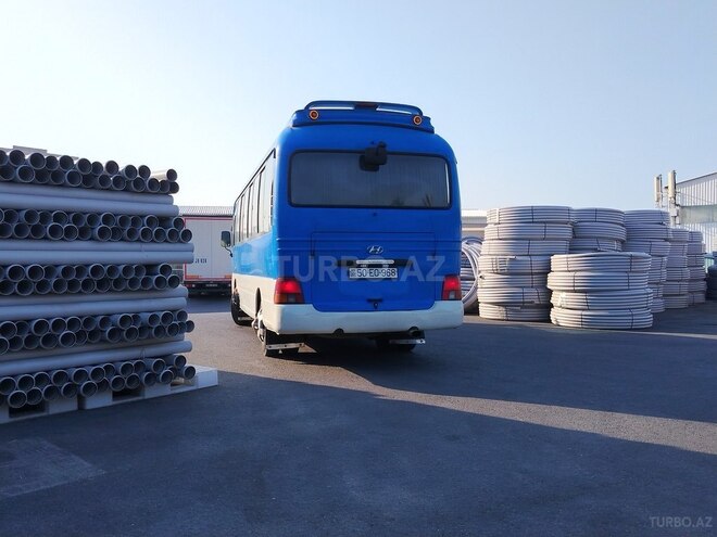 Hyundai County-9