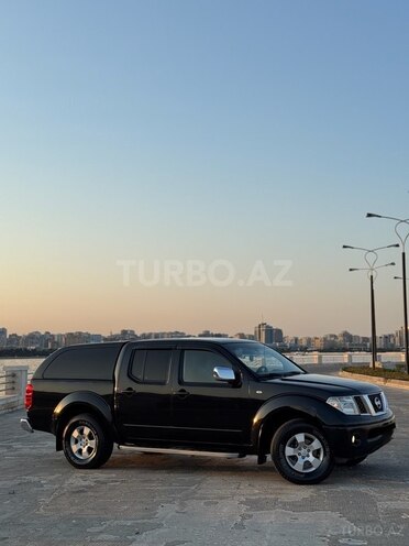 Nissan Navara 2013, 297,000 km - 2.5 l - Bakı