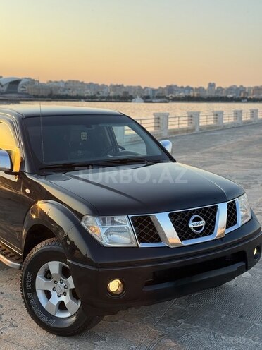 Nissan Navara 2013, 297,000 km - 2.5 l - Bakı