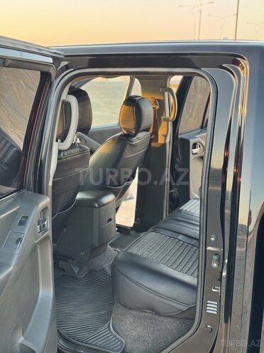 Nissan Navara 2013, 297,000 km - 2.5 l - Bakı