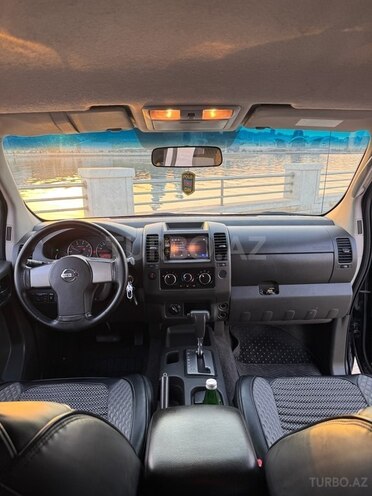 Nissan Navara 2013, 297,000 km - 2.5 l - Bakı