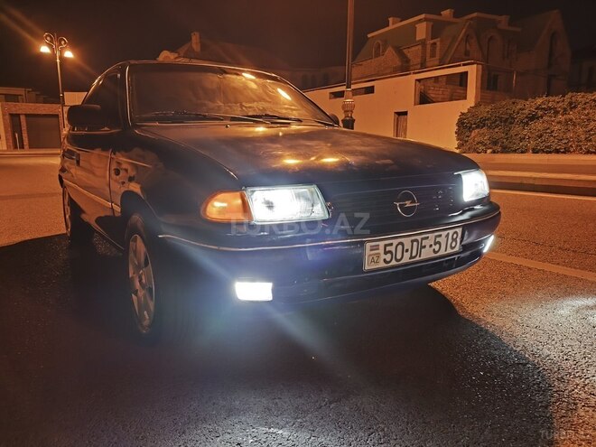 Opel Astra 1997, 240,000 km - 1.8 l - Bakı