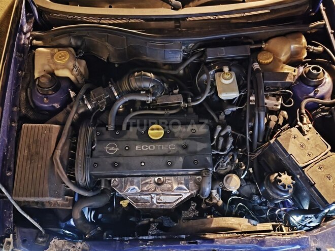 Opel Astra 1997, 240,000 km - 1.8 l - Bakı