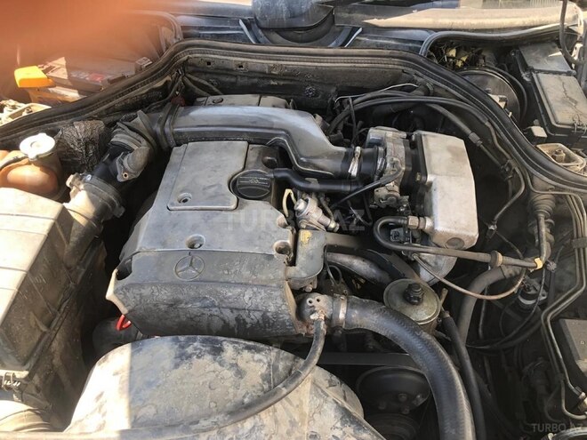 Mercedes E 220 1993, 424,079 km - 2.2 l - Lənkəran