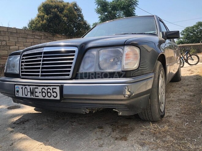 Mercedes E 220 1993, 424,079 km - 2.2 l - Lənkəran