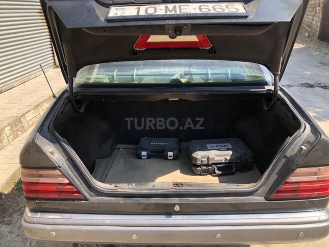 Mercedes E 220 1993, 424,079 km - 2.2 l - Lənkəran