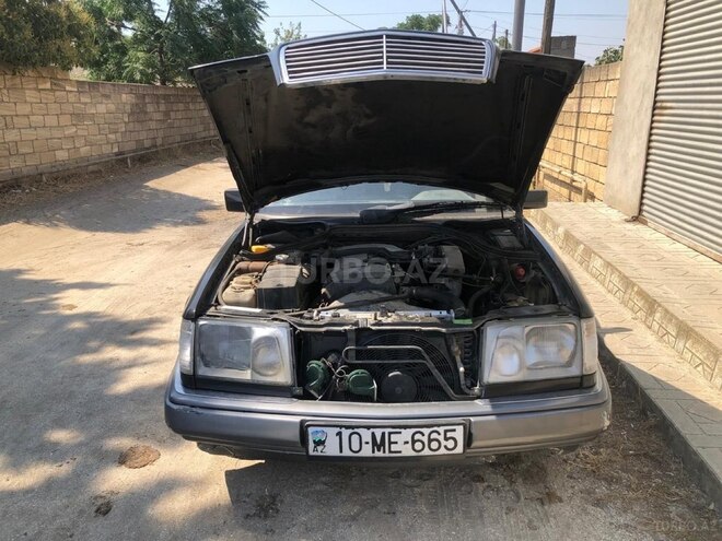 Mercedes E 220 1993, 424,079 km - 2.2 l - Lənkəran