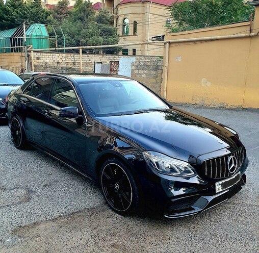 Mercedes E 200 2010, 297,000 km - 1.8 l - Bakı