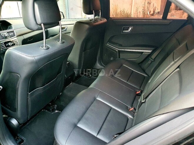Mercedes E 200 2010, 297,000 km - 1.8 l - Bakı