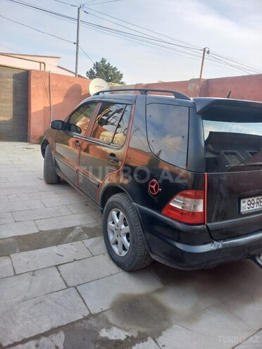 Mercedes ML 350 2002, 400,000 km - 4.0 l - Bakı