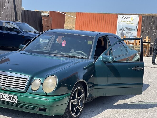 Mercedes E 300 d 1996, 326,000 km - 3.0 l - Bakı