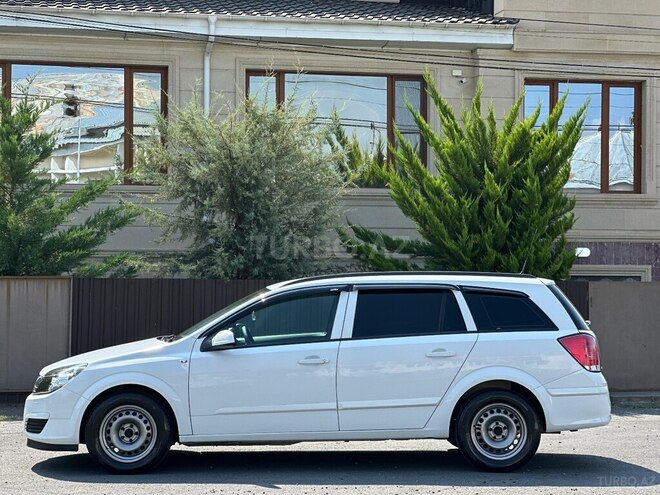 Opel Astra 2005, 325,276 km - 1.4 l - Zaqatala