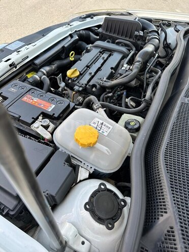 Opel Astra 2005, 325,276 km - 1.4 l - Zaqatala