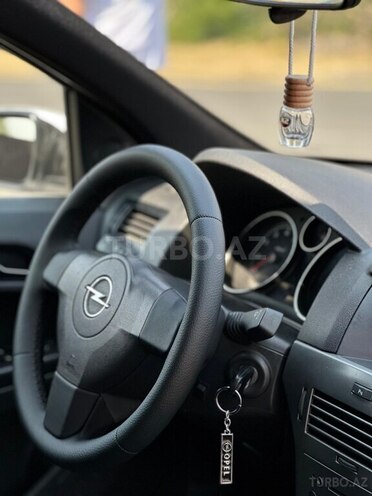 Opel Astra 2005, 325,276 km - 1.4 l - Zaqatala