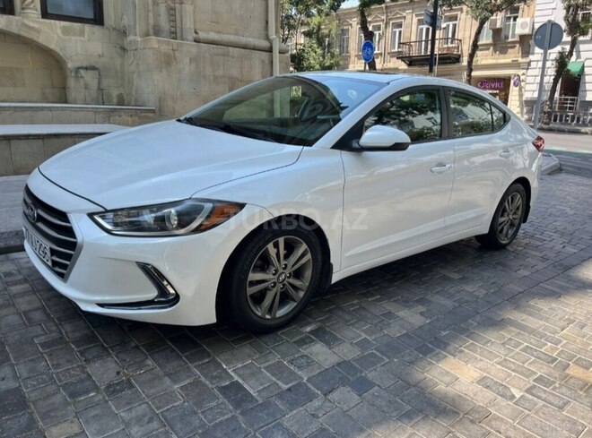 Hyundai Elantra 2017, 100,000 km - 2.0 л - Bakı