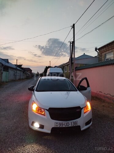 Chevrolet Cruze 2013, 370,000 km - 1.4 l - Qusar