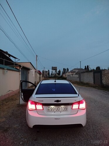 Chevrolet Cruze 2013, 370,000 km - 1.4 l - Qusar
