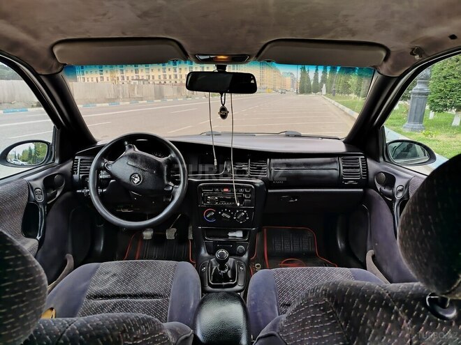 Opel Vectra 1998, 270,000 km - 1.6 l - Sumqayıt