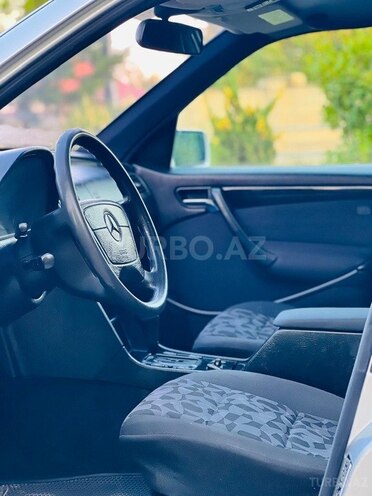 Mercedes C 200 1998, 212,000 km - 2.0 l - İmişli