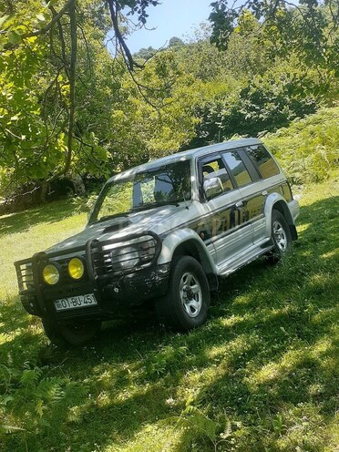 Mitsubishi Pajero 1993, 325,000 km - 2.8 л - Bakı