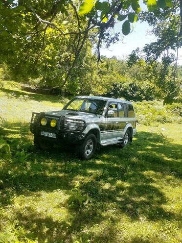 Mitsubishi Pajero 1993, 325,000 km - 2.8 л - Bakı