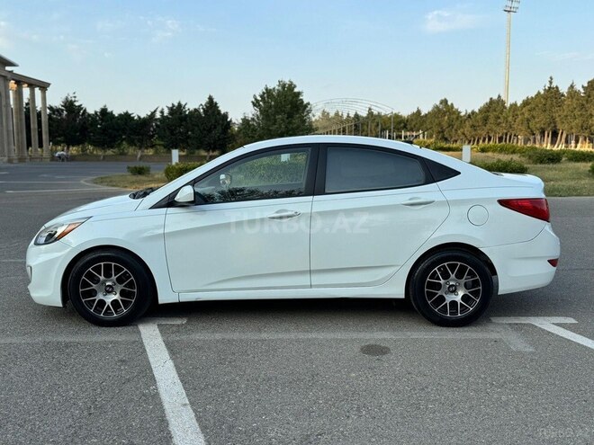 Hyundai Accent 2015, 152,888 km - 1.6 l - Bakı