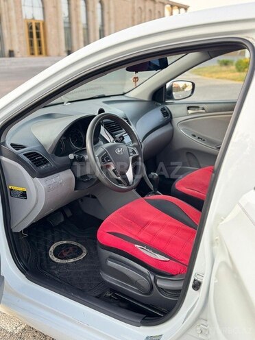 Hyundai Accent 2015, 152,888 km - 1.6 l - Bakı