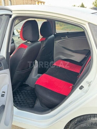 Hyundai Accent 2015, 152,888 km - 1.6 l - Bakı