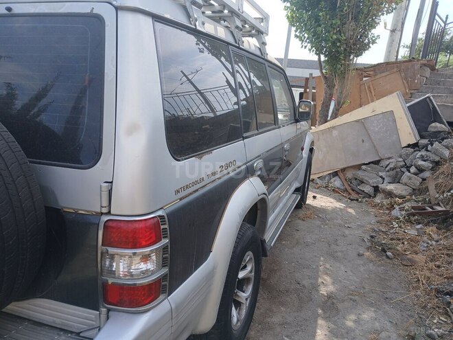 Mitsubishi Pajero 1993, 190,000 km - 2.8 l - Bakı