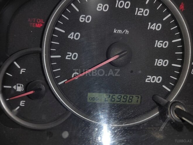 Toyota Land Cruiser Prado 2005, 269,987 km - 2.7 l - Füzuli