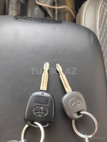 Toyota Land Cruiser Prado 2005, 269,987 km - 2.7 l - Füzuli