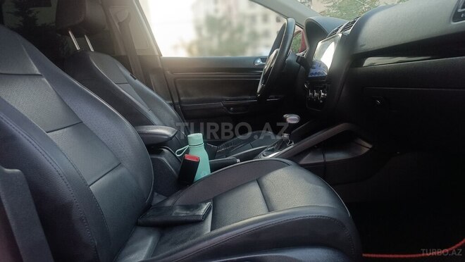 Volkswagen Jetta 2010, 196,580 km - 2.0 л - Bakı