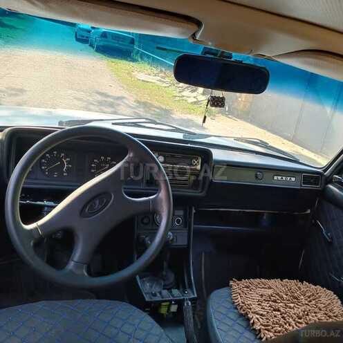 LADA (VAZ) 2107 2004, 200,000 km - 1.6 л - Qax