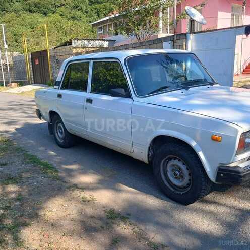 LADA (VAZ) 2107 2004, 200,000 km - 1.6 л - Qax