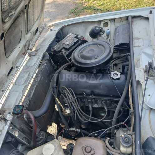 LADA (VAZ) 2107 2004, 200,000 km - 1.6 л - Qax