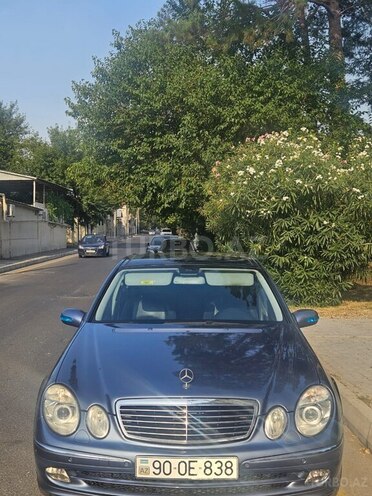Mercedes E 320 2002, 302,560 km - 3.2 l - Mingəçevir