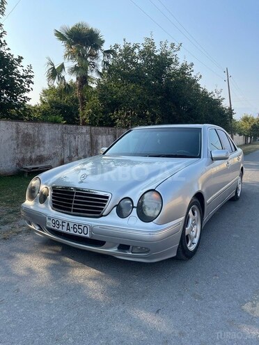 Mercedes E 320 2001, 470,000 km - 3.2 l - Balakən