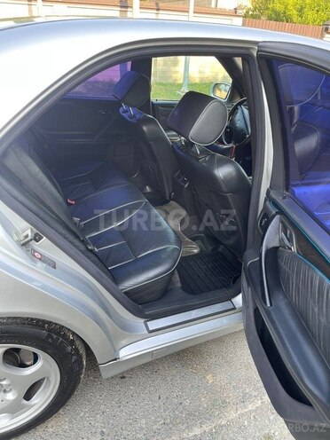 Mercedes E 320 2001, 470,000 km - 3.2 l - Balakən
