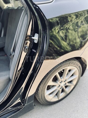 Toyota Prius 2011, 225,800 km - 1.8 l - Bakı