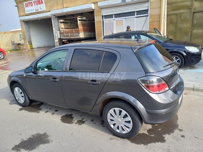 Opel Astra 2009, 287,000 km - 1.4 l - Gəncə
