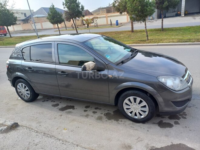 Opel Astra 2009, 287,000 km - 1.4 l - Gəncə