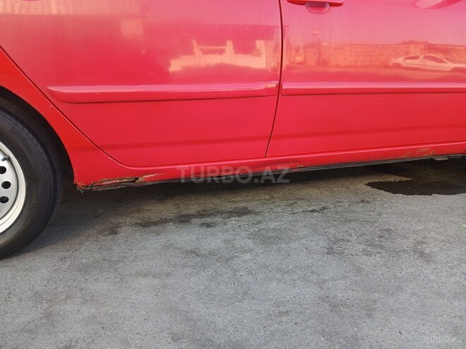 Toyota Corolla 2006, 200,000 km - 1.4 l - Bakı
