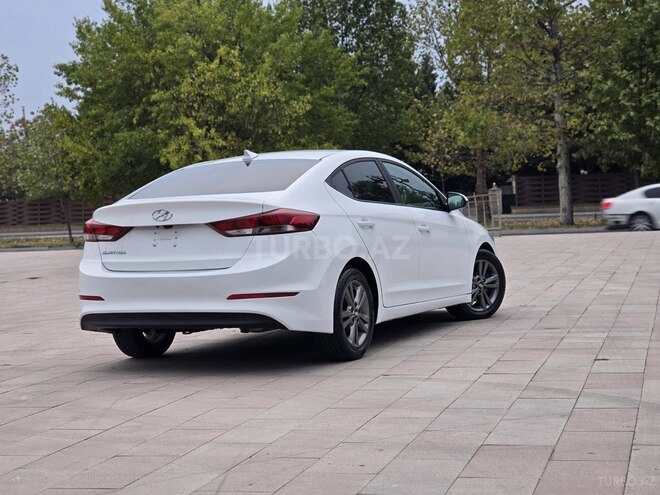 Hyundai Elantra 2017, 96,000 km - 2.0 л - Şəmkir
