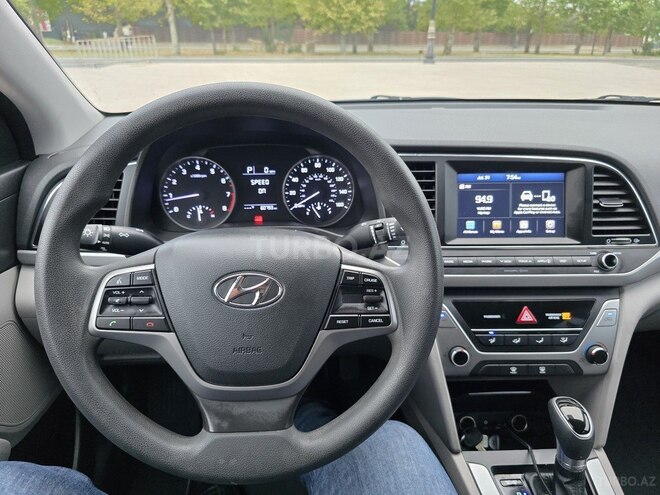 Hyundai Elantra 2017, 96,000 km - 2.0 л - Şəmkir
