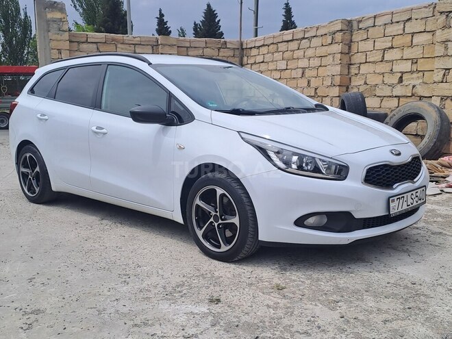 Kia Ceed 2014, 248,000 km - 1.6 l - Bakı