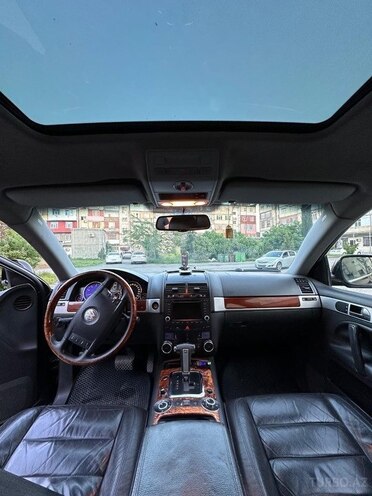 Volkswagen Touareg 2006, 185,300 km - 3.2 л - Bakı